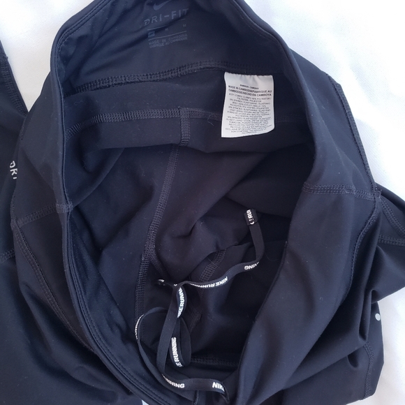 Nike Power Epic Run Compression Black Cropped Leggings Medium - Picture 7 of 12